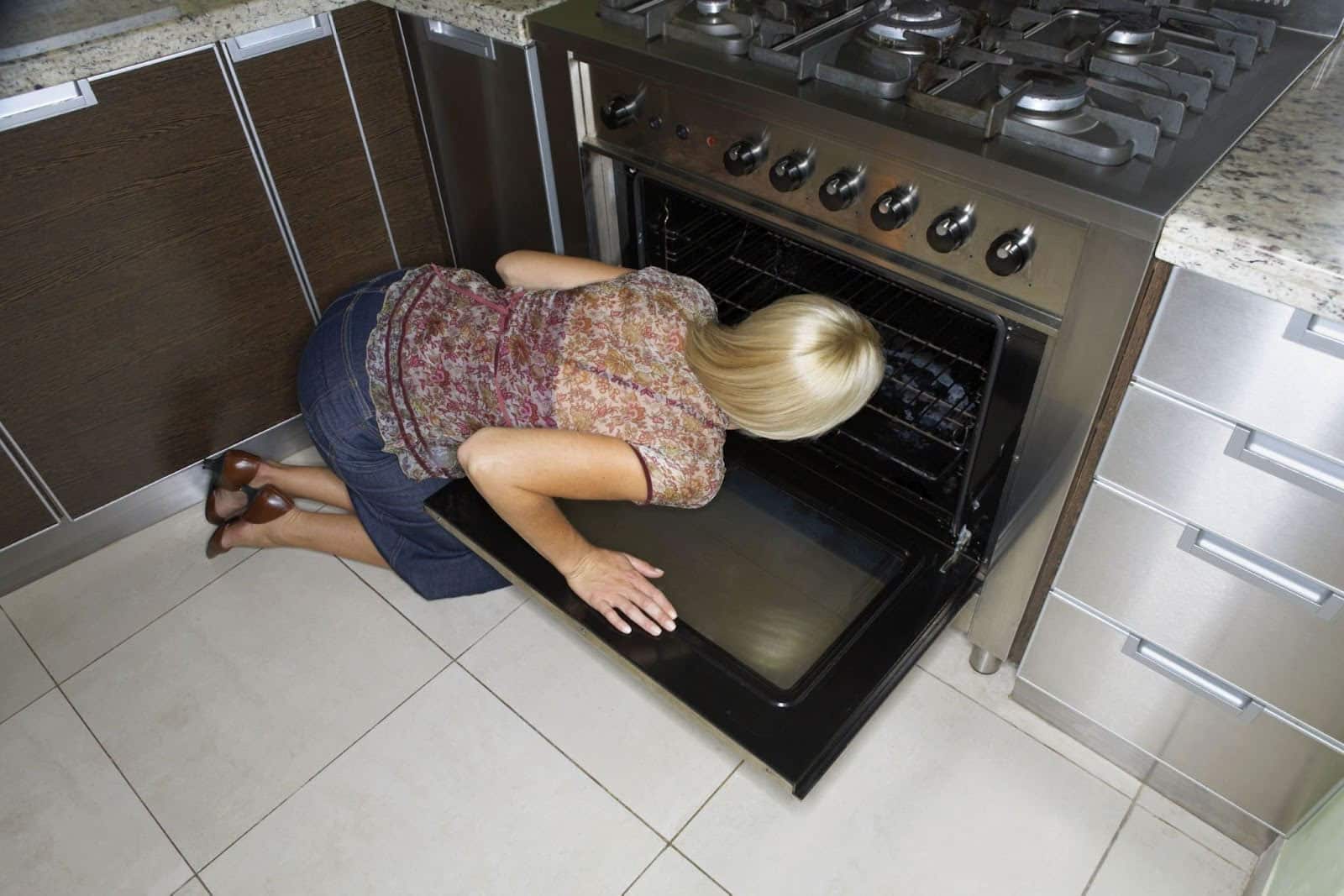 Strange Smells Coming from Your Oven? Causes and Fixes