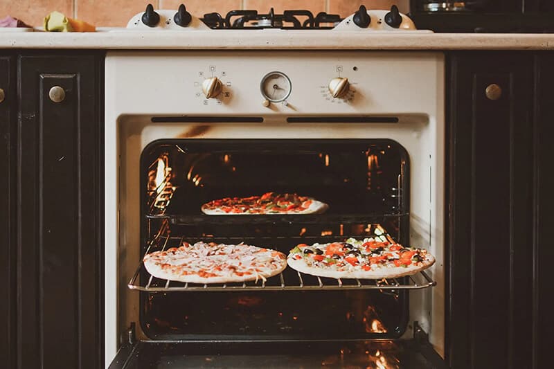 How to Properly Clean Your Oven
